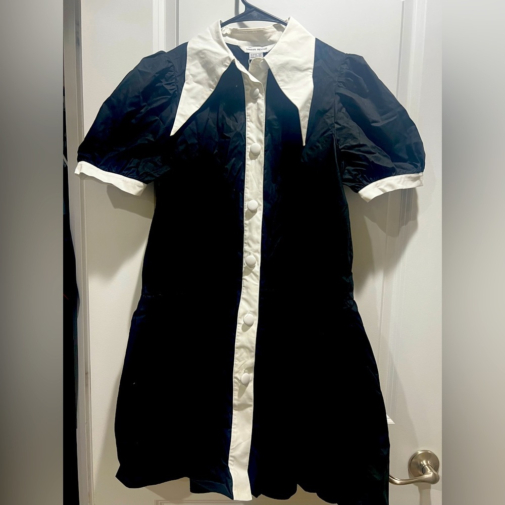 NWT Urban Revivo XS Black/white dress